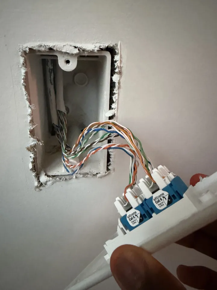 Signal and Oak tech support tools ready for a house call